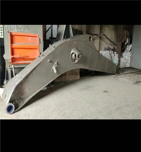 利勃海尔挖掘机大臂表面抛 利勃海尔挖掘机大臂表面抛丸处理